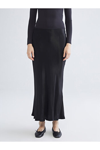 LC Waikiki Black Elastic Waist Flared Satin Skirt