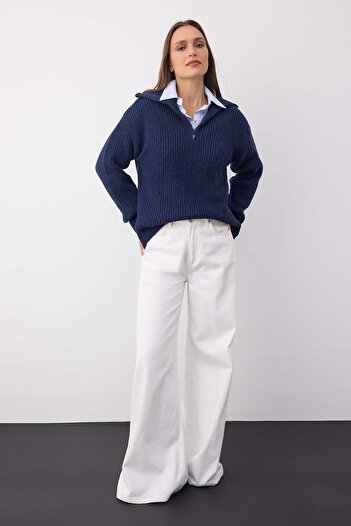 Trendyol Collection Wardrobe Essentials Pulover din tricot cu textură moale bleumarin | TWOAW26KZ00180