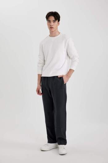 DeFacto Sweatpants Oversize Wide Fit Straight Leg with Pockets C5383Ax24Sp
