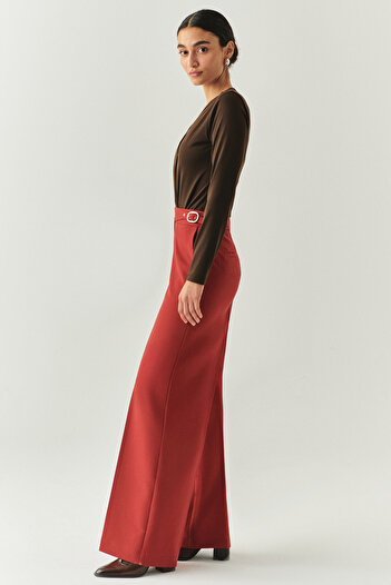 Exquise Wide Leg Regular Woven Trousers with Buckle Pockets