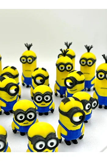 WELLCUT Set of 9 Minions Figures – Decorative Collection Toys