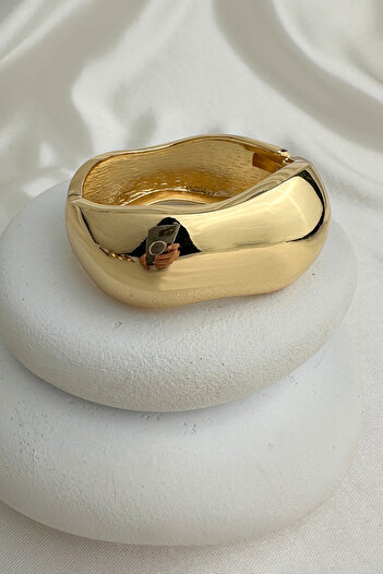 Modex Special Series Gold Color Curved Handcuff Bracelet (Inner Diameter: 6cm)