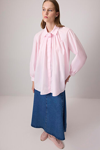 Touché Privé 100% Cotton Rose Detail Shirt