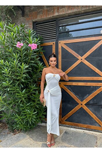 mekabutik White Strapless Designer Dress with Accessories