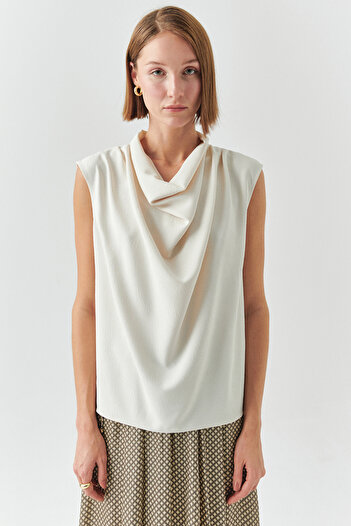 Exquise Degaje Collar Sleeveless Jacquard Regular Cream Blouse