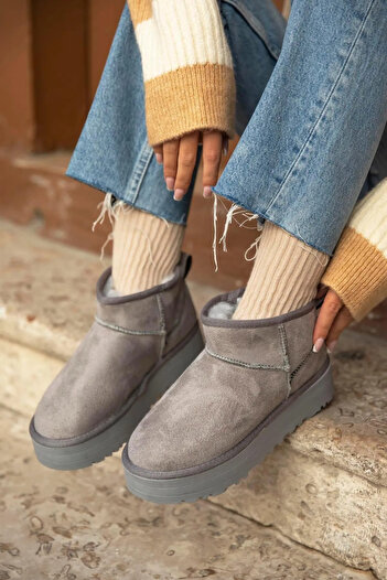 Tonny Mood Furry U g g Suede Gray Boots for Women's Thick Sole
