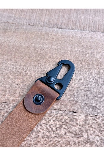 Fil Deri Genuine Leather Keychain Hazelnut – Black Carabiner Clip