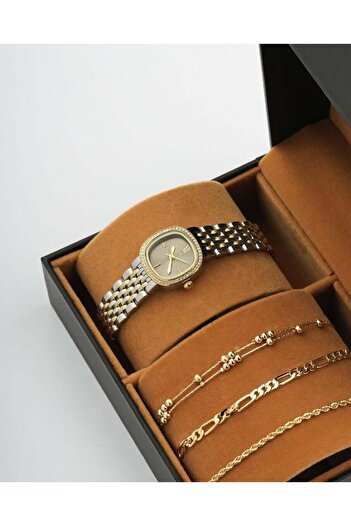 Arkaan Attractive women's gift watch and bracelets