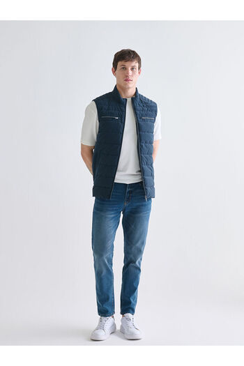 LC Waikiki Sparkling Choices from Shining Store |   Standard Mold Stand-Up Collar Men's Puffer Vest