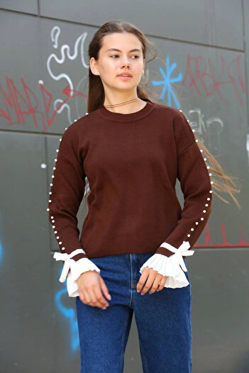 Zerenyus Beaded Detailed Sweater Brown