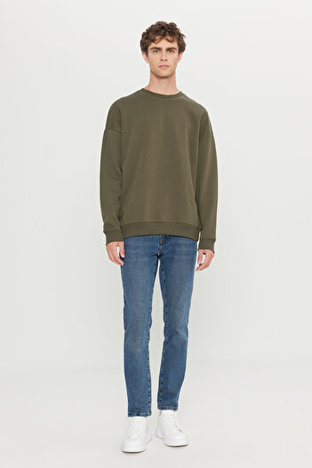 AC&Co / Altınyıldız Classics Pánská mikina oversize v khaki střihu, volný střih, bavlna fleece uvnitř 3 nitě s výstřihem