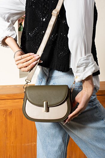 Çanta Trend Lock Detailed Long Strap 4 Compartment Lined Crossbody and Shoulder Bag 712