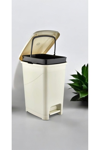 LeesHome Slim Pedal Trash Can: 40 Liters Cream
