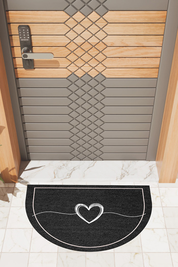 Dormot Modern Digital Mat Black Heart Mat - Front Door Mat