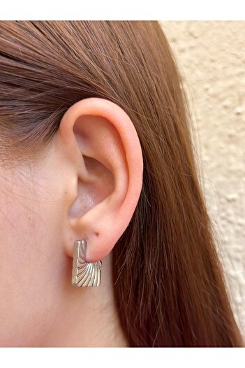 BY YASİN TOPÇU Wave Textured Square Earrings – Silver