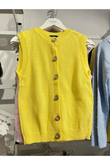 QBZ Sea Shell Buttoned Vest Jumper