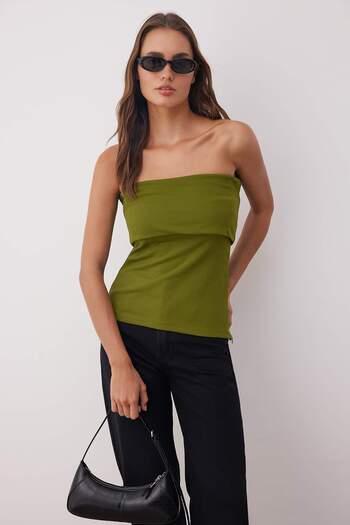Trendyol Collection Oil Green Strapless Neckline Side Zipper Crepe Knitted Blouse Twoss23Bz00928