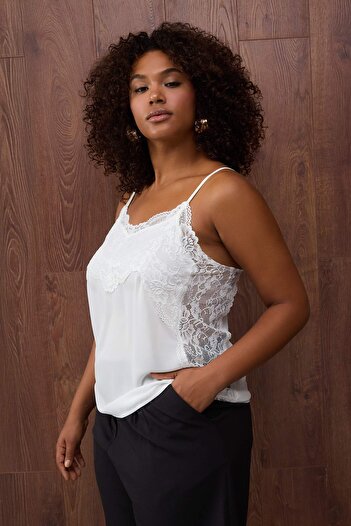 Trendyol Curve Special Collection Ecru Crepe Woven Plus Size Blouse