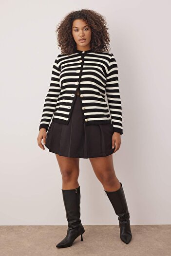 Trendyol Curve Black-White Striped Jacket Look Knitwear Cardigan Tbbaw24Av00011