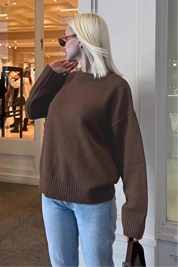 K-ODEA BUTİK Γυναικείο ΚΑΦΕ Πλεκτό Πουλόβερ Oversize - Μαλακή Ανάγλυφη Λαιμόκοψη