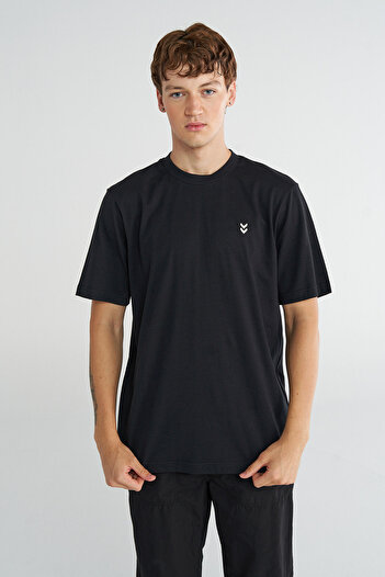 hummel T-PULSE ΑΝΔΡΙΚΟ ΚΟΡΥΦΑΙΟ ΚΟΝΤΟΜΑΝΙΚΟ T-SHIRT