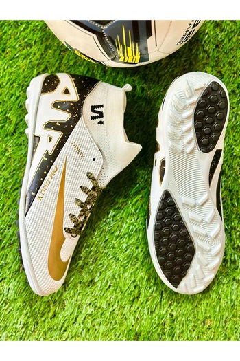 Walked Boys' Toothless Nailless Astroturf Football Sports Shoes with Flexible Throat Socks