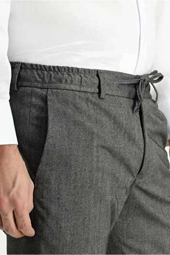 Kiğılı Slim Fit Dar Kesim Likralı Beli Lastikli İpli Klasik Kumaş Pantolon