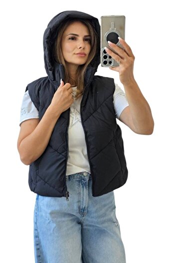 GLAMSI Short vest with detachable hood