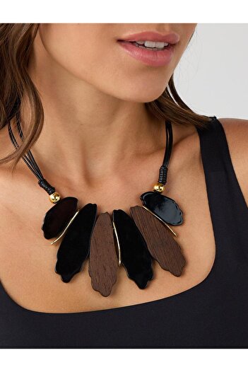 Jimmy Key Black Wooden Look Leaf Figured Necklace