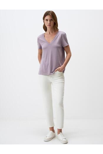 Jimmy Key Lavender V-Neck Short Sleeve Basic T-Shirt