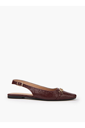 Flora Bella by Shoexpress Textured Chain Detail Sandals with Buckle Closure