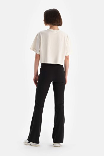 Dagi Ecru Active Women's Square Detailed T-Shirt