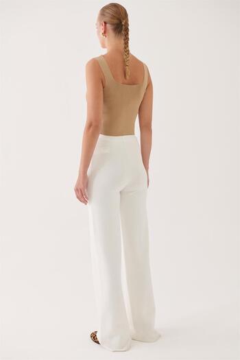 Perspective Illas Comfortable Fit Standard Size Medium Waist Ecru Color Women's Knitwear Trousers
