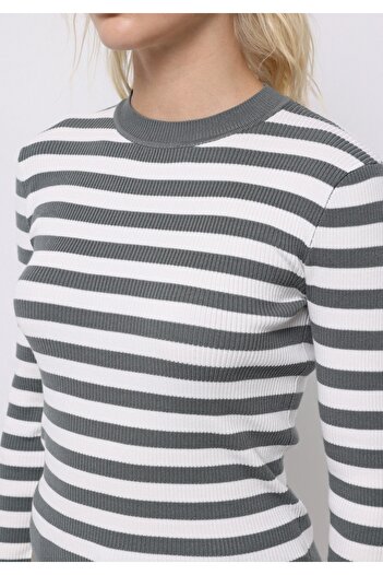 Colin's Slim Fit Yuvarlak Yaka Çizgili Kadın Yeşil Kazak