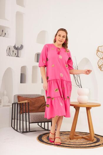 Imagine Giyim Elegant and Comfortable: Women's Sleeve Rubber Detail Flower Embroidery Plus Size Fuchsia Linen Dress