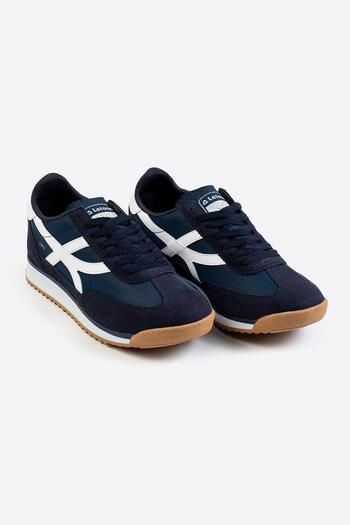 LETOON Retro Stripe Detailed Sneaker