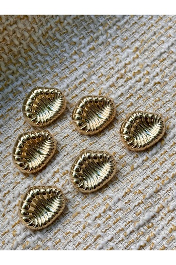 ODDA TASARIM ATÖLYESİ Gold Color New Season 2.3cm Button Set with Hollowing on the Print Model
