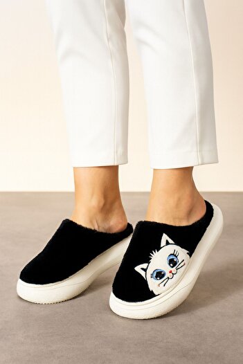 Shoebuo Women's Plush Cat Figured Lightweight Non-Slip Eva Sole Winter Slippers
