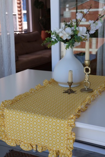 vintagetasarım runner çiçekli papatya desen fırfırlı vintage duck keten 40x130cm