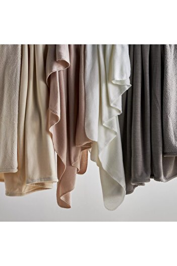 Home Centre Easton Polar Fleece Blanket - 120x150 cm