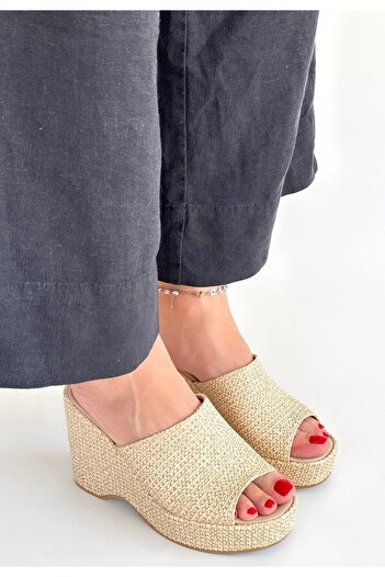 BESKAR Tlay Beige Straw Woven Wedge Heel Slippers