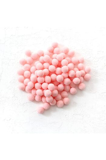 STOREMAX Polysight Plush Pompom, 1.5 cm 50 Pcs Light Pink Trendzap 467437