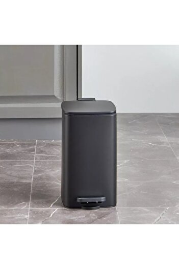 Generic Arlo Pedal Waste Bin - 8 L