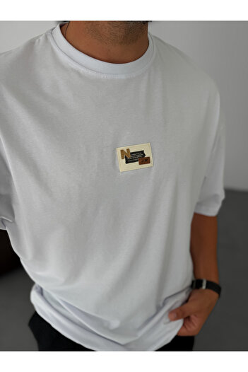 BYBASICMAN Beyaz N Yazı Patchli Oversize T-Shirt BY-077