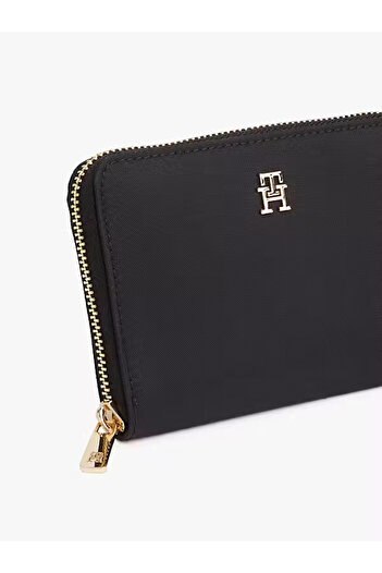 Tommy Hilfiger TOMMY HILFIGER Kadın Marka Logolu Kartlık Ve Bozuk Para Bölmeli Şık Tasarımlı Siyah Cüzdan AW0AW177