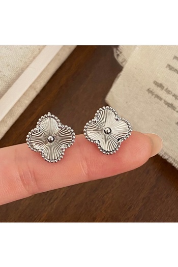 Twinssis Accessories Four Clover Earrings