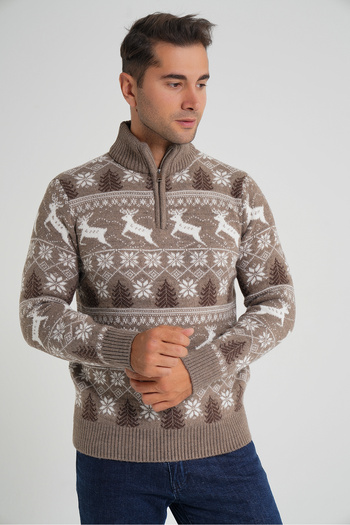 Trist Star Trist Star Men's Milk Coffee Short Zip-Up Standing Collar Jacquard Deer Wool Christmas Sweater Trist-5362