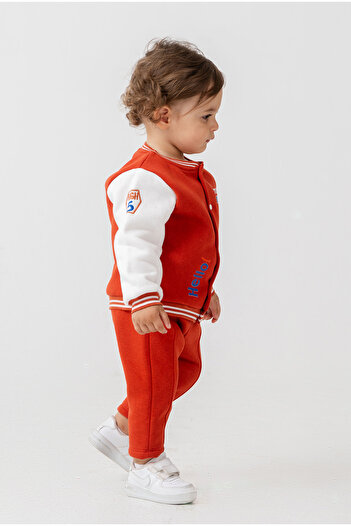 Chicsy Baby Baby Seasonal 3-Piece Set: Lion Patterned Zippered Jacket, T-Shirt and Sweatpants