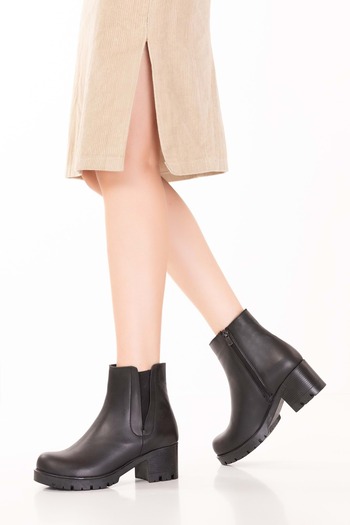 Gondol Genuine Leather Short Ankle Casual Comfortable Boots with Elastic Ankle Part Benita Black