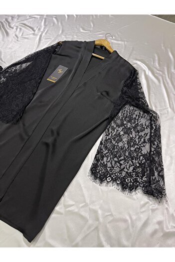 Juwana Women's Satin Silk Kimono Robe with Lace Detail – Belted and Elegant